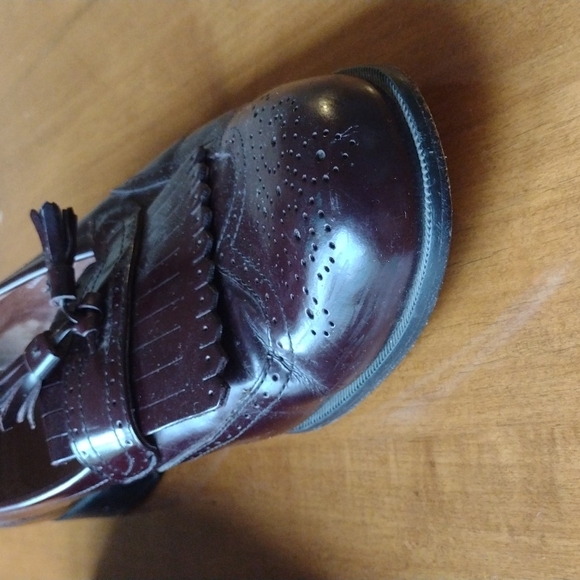 Men's Tasseled Loafers - Picture 6 of 6